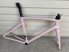 Specialized Tarmac SL7 Carbon Disc Brake frameset 56cm. w/DUB bottom bracket.