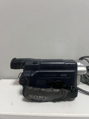 Sony Handycam CCD-TRV118 NTSC Tape Hi8 Camcorder w/Nightshot
