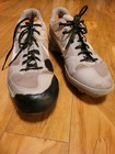 Bowden Francis Game Used Autographed Cleats — photo 2
