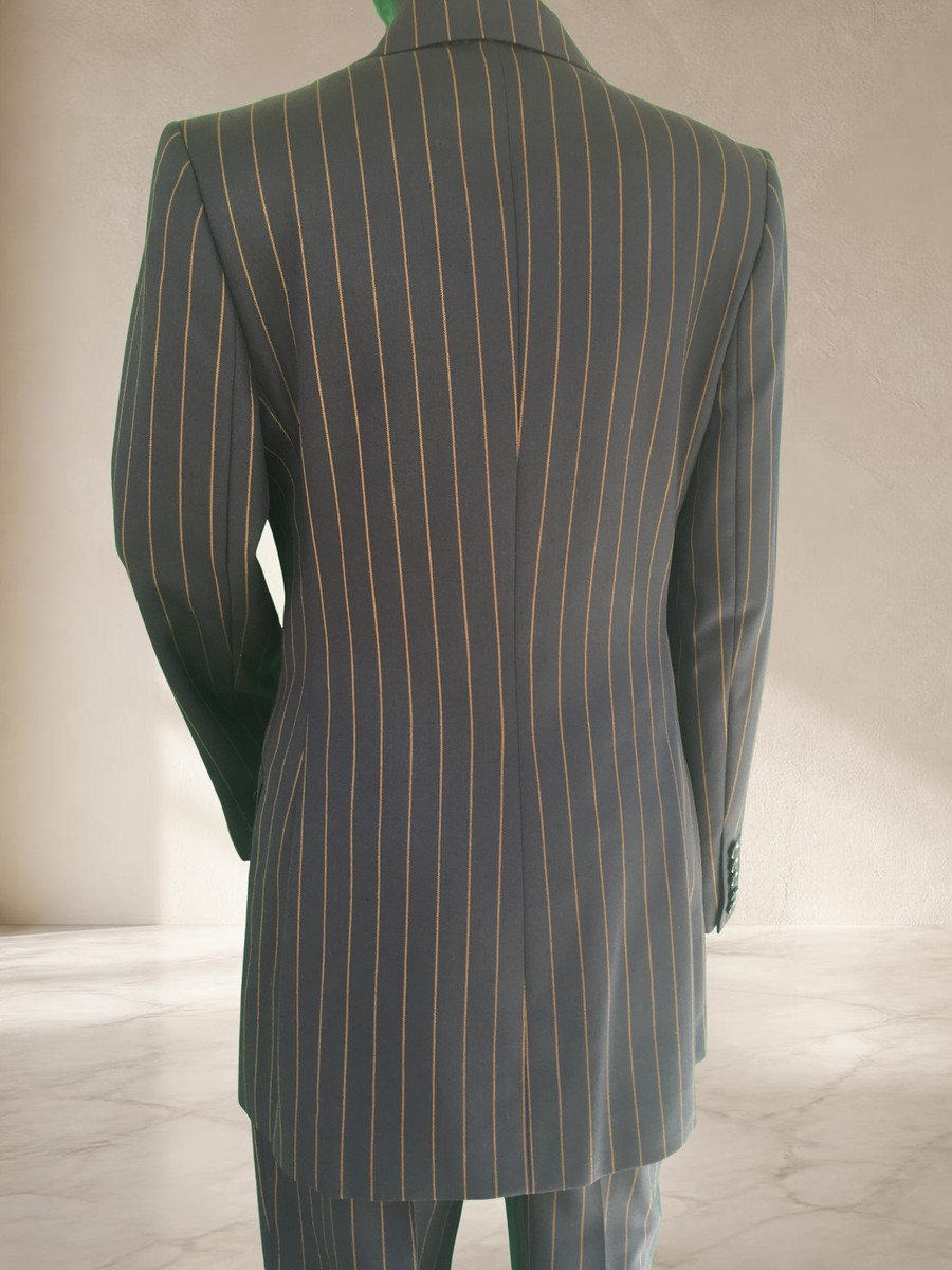 Authentic Dolce & Gabbana Women's Pinstripe Wool Suit IT 44 US 8 Made in Italy View 6