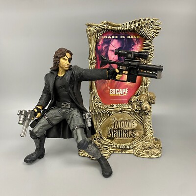 ESCAPE FROM LA Snake Plissken フィギュア　DVD付 McFarlane Toys Escape from L.A. Snake Plissken Movie Maniacs