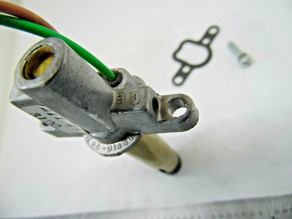 Solenoide de control de mezcla de carburador ECS821 Foto 4 de 4