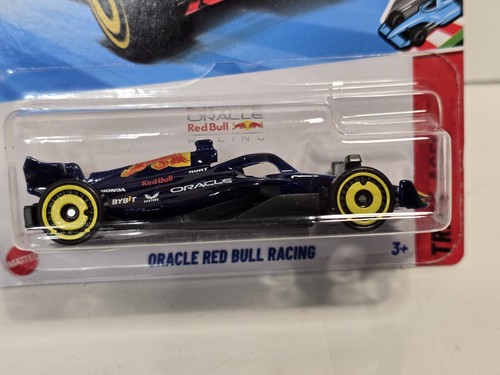 2025 HOTWHEELS ORACLE RED BULL RACING F1 TRACK RACE SERIES HOT WHEELS 1 OF 5 - Picture 6 of 8