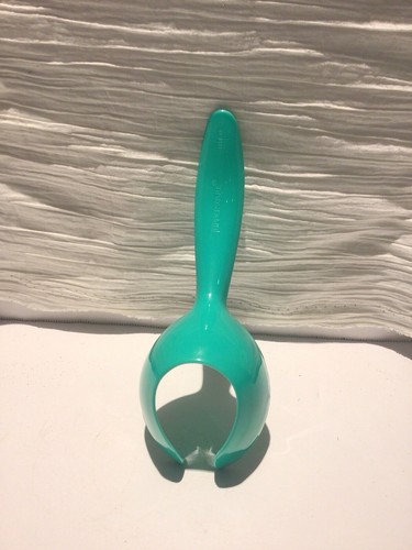 Gadget levantador de huevos Tupperware Egg Scooper #1334 turquesa nuevo - Imagen 1 de 5