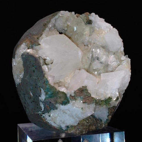 Calcite geode with Heulandite Zeolite basalt vug crystal cave India 0.23kg - Picture 3 of 7