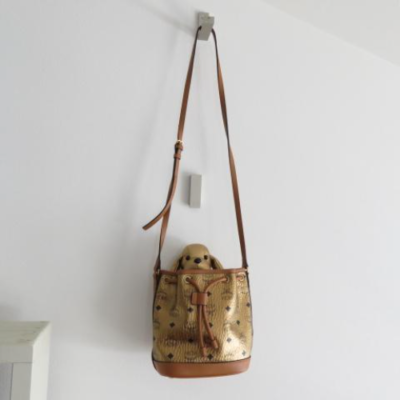 MCM Visetoes Dog Drawstring Bag Gold Color O4 | eBay MCM Visetoes Dog Drawstring Bag Gold Color O4 | eBay