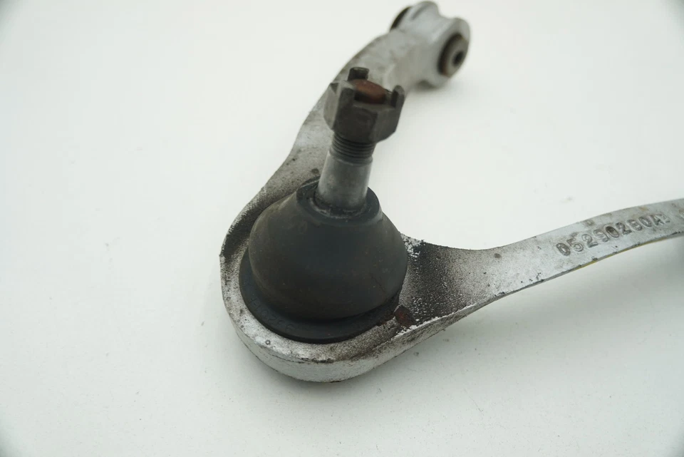 Brazo de control superior derecho suspensión delantera Wishbone 5290276AE Dodge Viper 2003-10 Foto 3 de 4