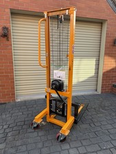 250kg Max Load Winch Pallet Stacker