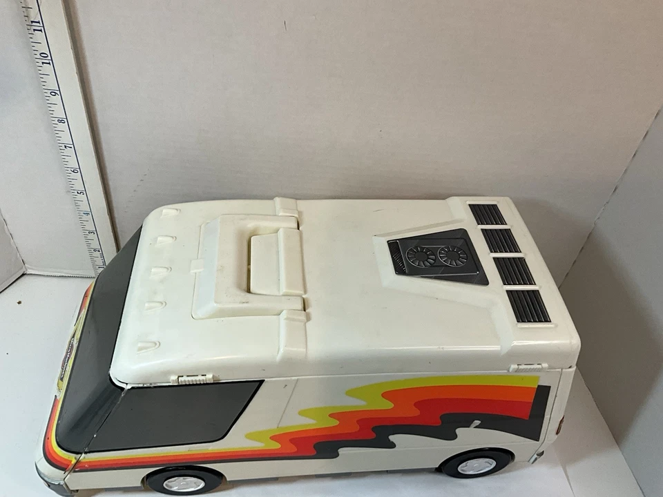 Vintage Micro Machines Super Van City Camper RV Fold Out Playset 1991 Galoob - Image 2 of 4