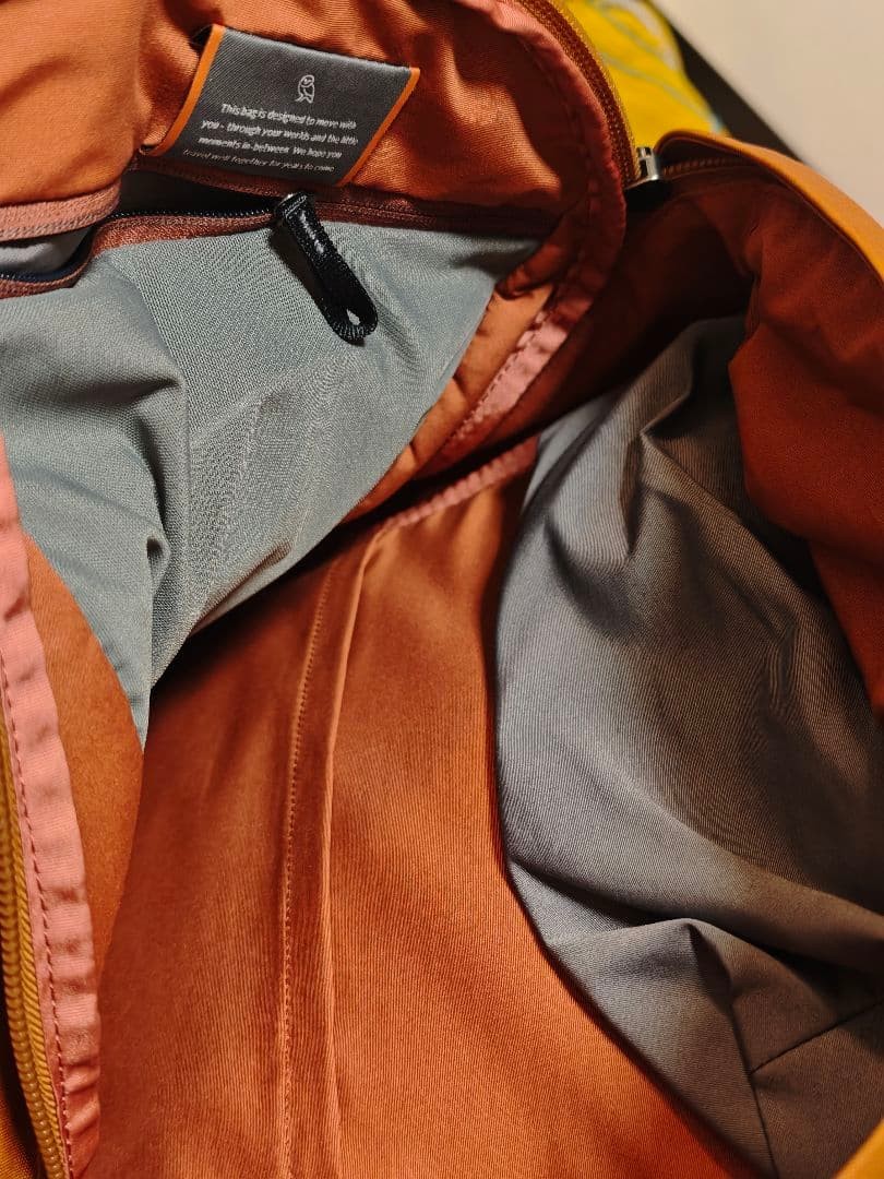 Bellroy backpack orange - image 2