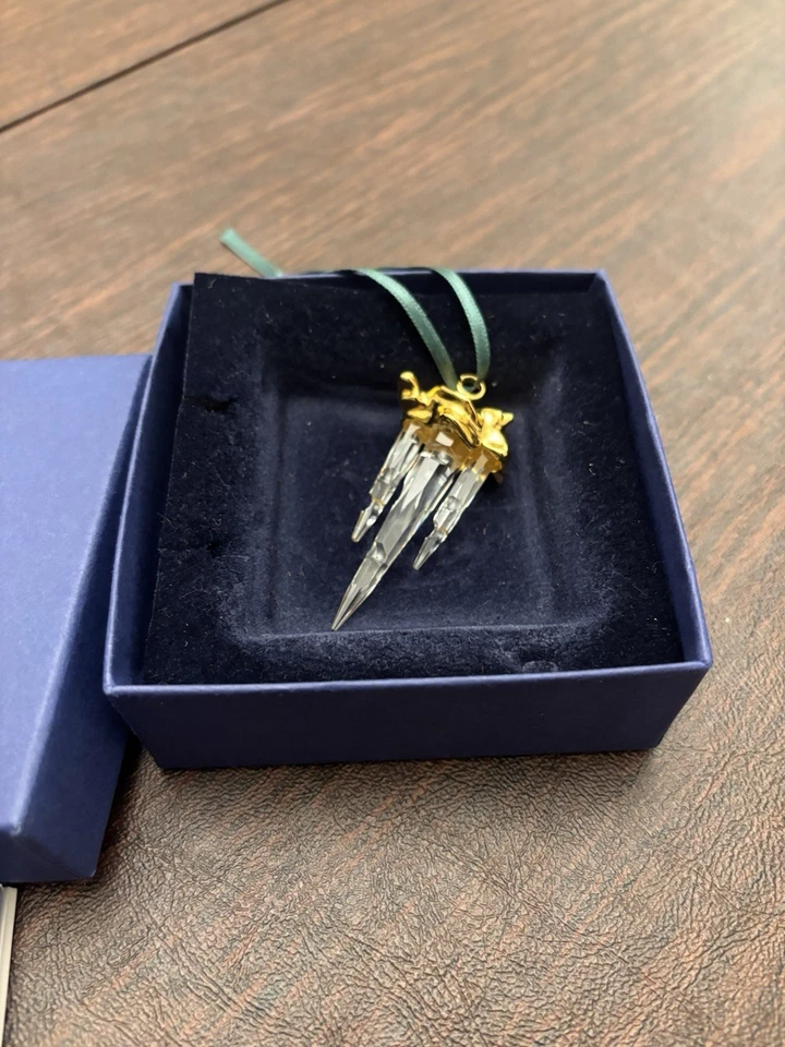 Swarovski Christmas Memories 1997 “Icicle” con adorno vintage de metal chapado en oro Foto 4 de 4
