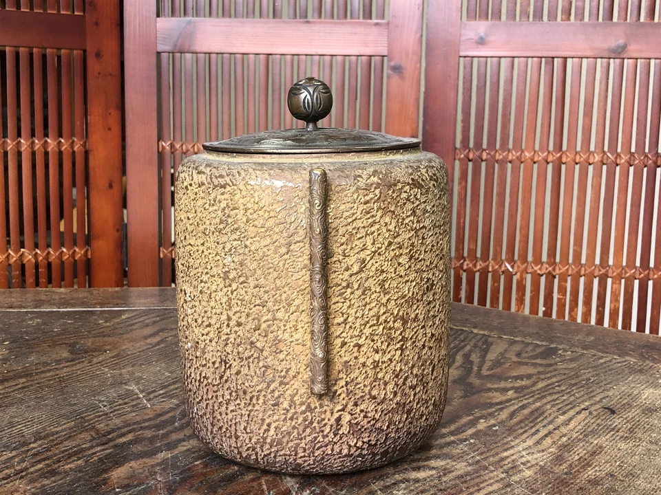 Y3402 CHAGAMA Tubo Hierro Patrón Onda Tapa Japonesa Ceremonia del Té Tetera Japón Foto 3 de 4