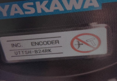 1PC YASKAWA UTTSH-B24RK UTTSHB24RK Encoder New