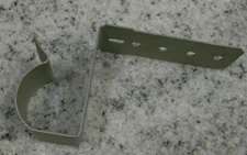 (lot of 5) Erico/Caddy/CS16/EMT clamp)/Conduit  STUD Support Clip/UP TO 1"/stud