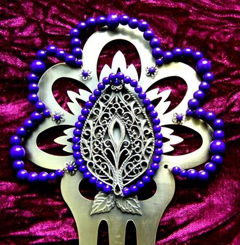 Vintage hair comb peineta Spanish mantilla style hair accessory (ABR)