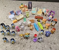 Bluey Figure & Playset  Toy Lot 40+ Pieces  Vehicles Figures Furniture