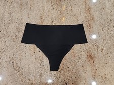 New Women's SPANX SP0115 Black Undie Tectable Thong Panty Size S