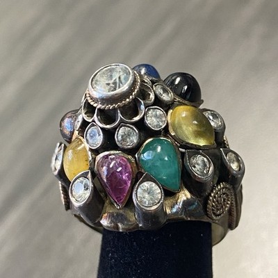 8 Karat Gold & Edelstein Thai Prinzessin Ring - 10 Gramm - Größe 8 - 1 STEIN FEHLT