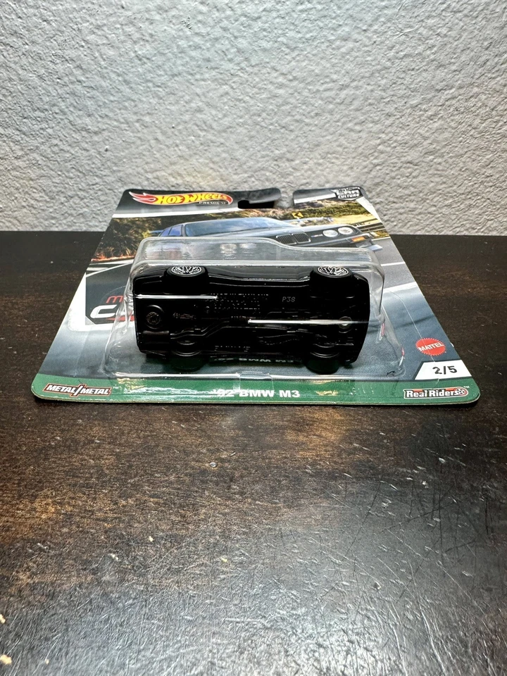 BMW M3 Hot Wheels Premium Car Culture Modern Classics '92 Foto 2 de 4