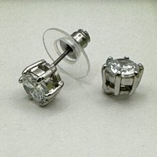 6mm Crystal Made with Swarovski  crystals - Stud earrings  W 