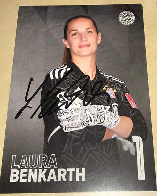 Laura Benkarth Orig. Signierte Autogrammkarte Bayern München DFB Frauen 22/23 #1