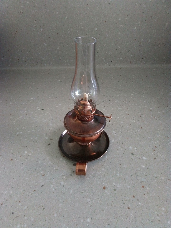 Vintage Copper Plated Kelly Nursery Oil Lamp 8" Stell Brand Hong Kong
