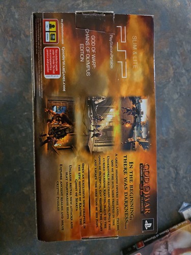 Sony PSP 2000 God of War Collectors Bundle Silver ULTRA RARE BRAND NEW - Picture 4 of 13