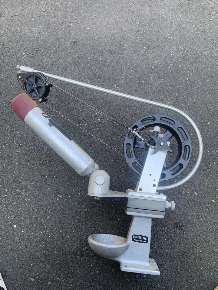 Downriggers manuales Big Jon con almacenamiento vertical Foto 3 de 4