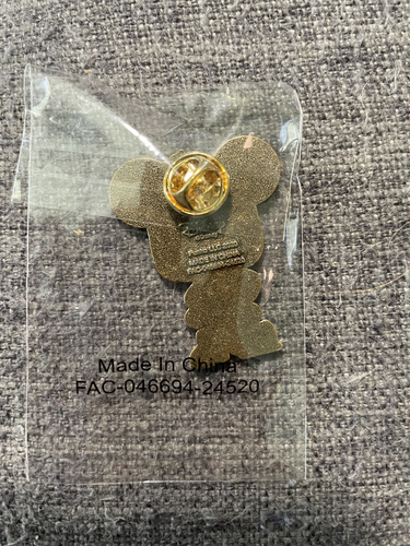 Funko Pop Pin Set, Disney Christmas: Mickey, Minnie, Pluto & Goofy - Picture 6 of 10