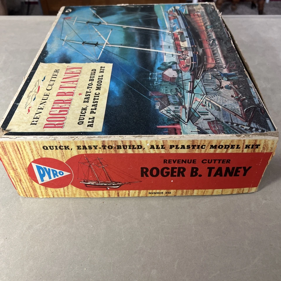 Pyro Revenue Cutter Roger B Taney Ship Model - 19” - Open Instructions included - Image 2 of 4