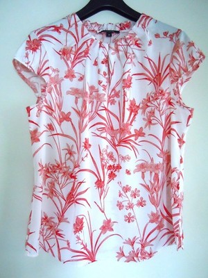 COMMA  Damen Bluse 42  mit floralem Muster ,  Weiss - Rot , Neuwertiger  Zutand
