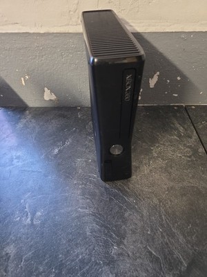 Xbox 360 S Schwarz Konsole  Ersatzkonsole Solo 100% Ok
