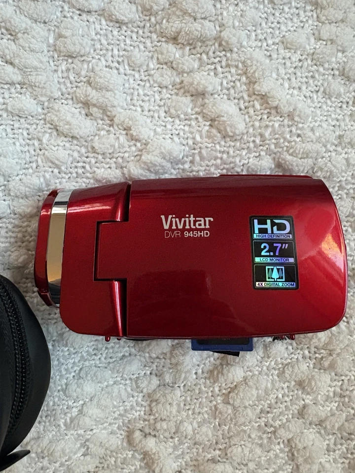 Vivitar DVR 945HD Digital Video Camcorder (Red), Bundle Tested - Image 4 of 4