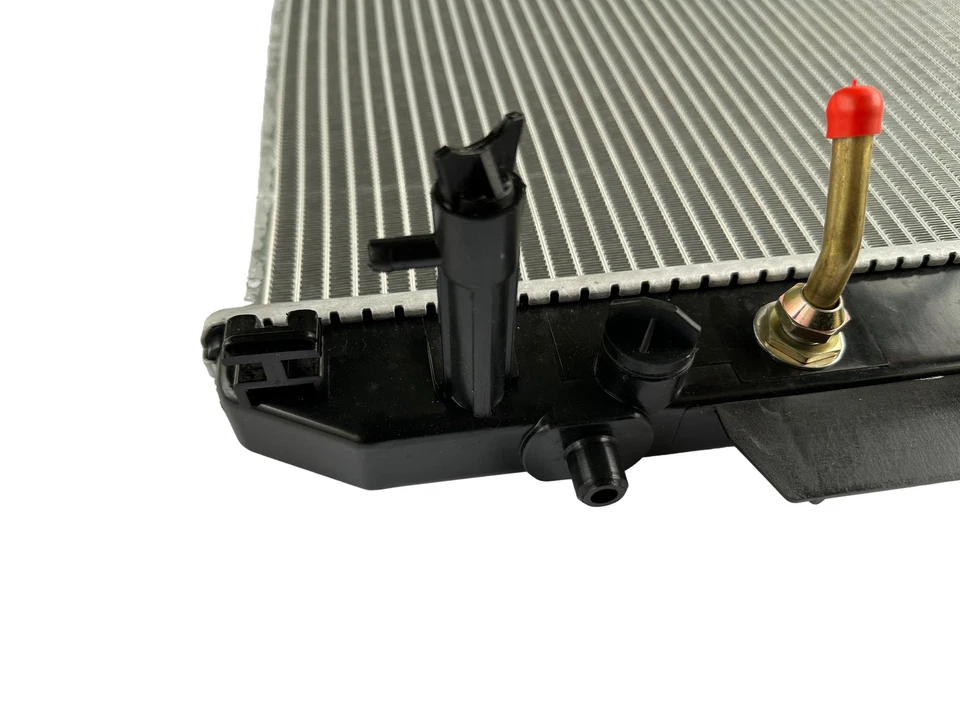 Aluminum Radiator For 2001-2005 Toyota RAV4 2.0L 2.4L Replace CU2403 1640028130 Foto 4 de 4