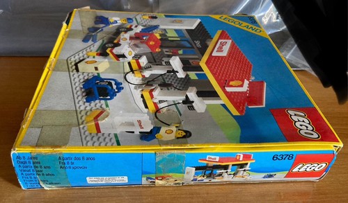 Vintage LEGO 6378 Town Shell Service Station 1986 Petrol with City Box - Picture 11 of 14