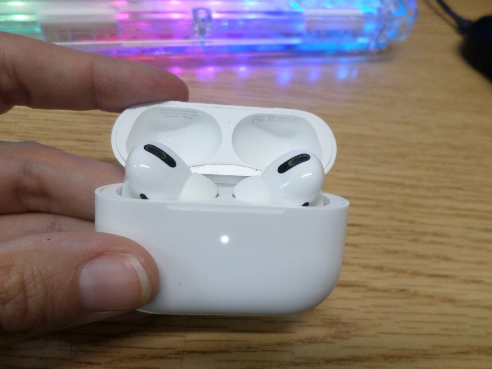 Apple AirPods Pro w/ Charging Case #5128-image