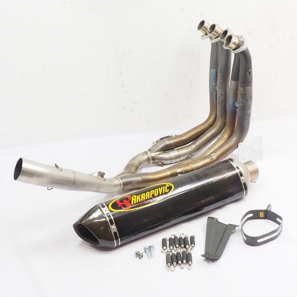 SUZUKI GSX-R1000 05-06 GT76A K5, K6 AKRAPOVIC Racing Line SUZUKI GSX-R1000 05-06 GT76A K5, K6 AKRAPOVIC Racing Line