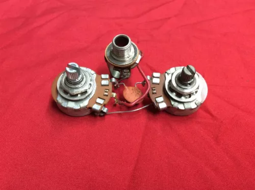 VINTAGE 1965 USA GIBSON MELODY MAKER GUITAR WIRING HARNESS POTS CAP JACK