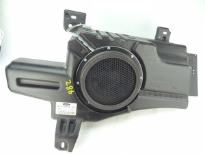 2003 ford expedition subwoofer replacement
