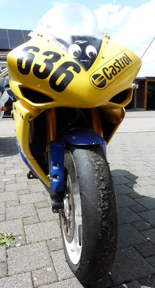 Yamaha YZF R1 RN19 Rennmotorrad Renntrainings - Bild 4 von 4