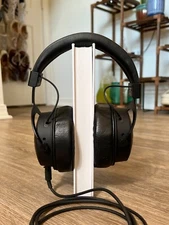 Massdrop x Beyerdynamic DT 177X GO – comes w/ extra Dekoni Hybrid earpads