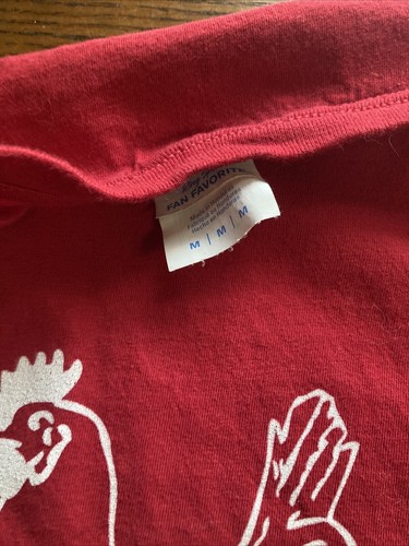 Lot of FOUR Chicken Shirts- Bonus Cooking Apron - Men’s Medium Large Shirt - Picture 8 of 8