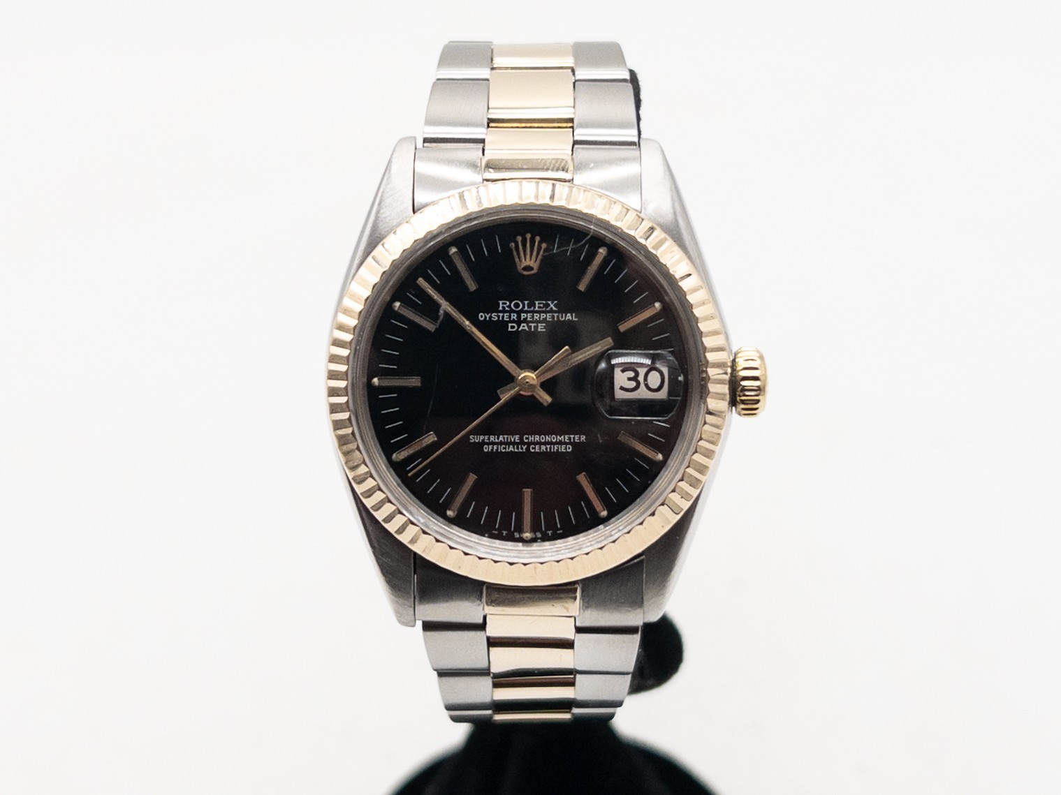$13,000 ROLEX DATE 18k Yellow Gold