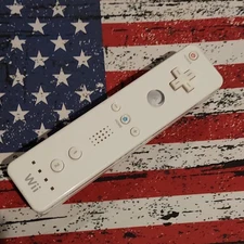 Nintendo Wii Wireless Motion Controller White for Nintendo Wii