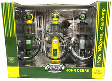 1998 MIP John Deere Gearbox Die-Cast 1:25 Scale 1920's 3 Wayne Gas Pumps LE