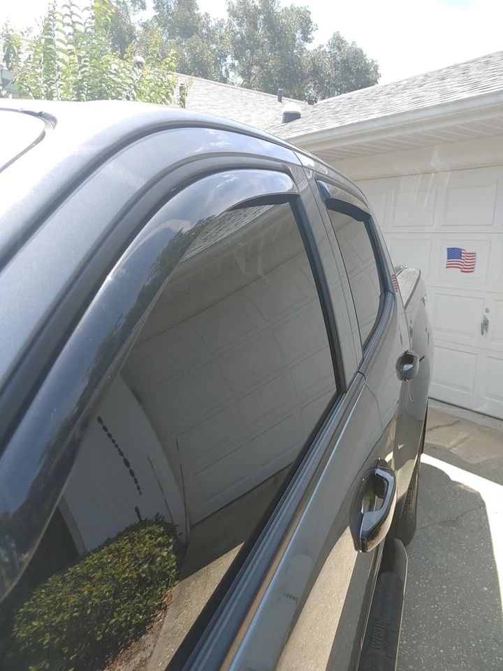 Protectores de lluvia AVS en canal viseras de ventilación sombra para Chevy Colorado y Canyon 15-2022 Foto 2 de 4