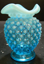 Vintage Fenton Blue Opalescent Hobnail Ruffled Edge Bud Vase 3.5" x 2.38" Excell