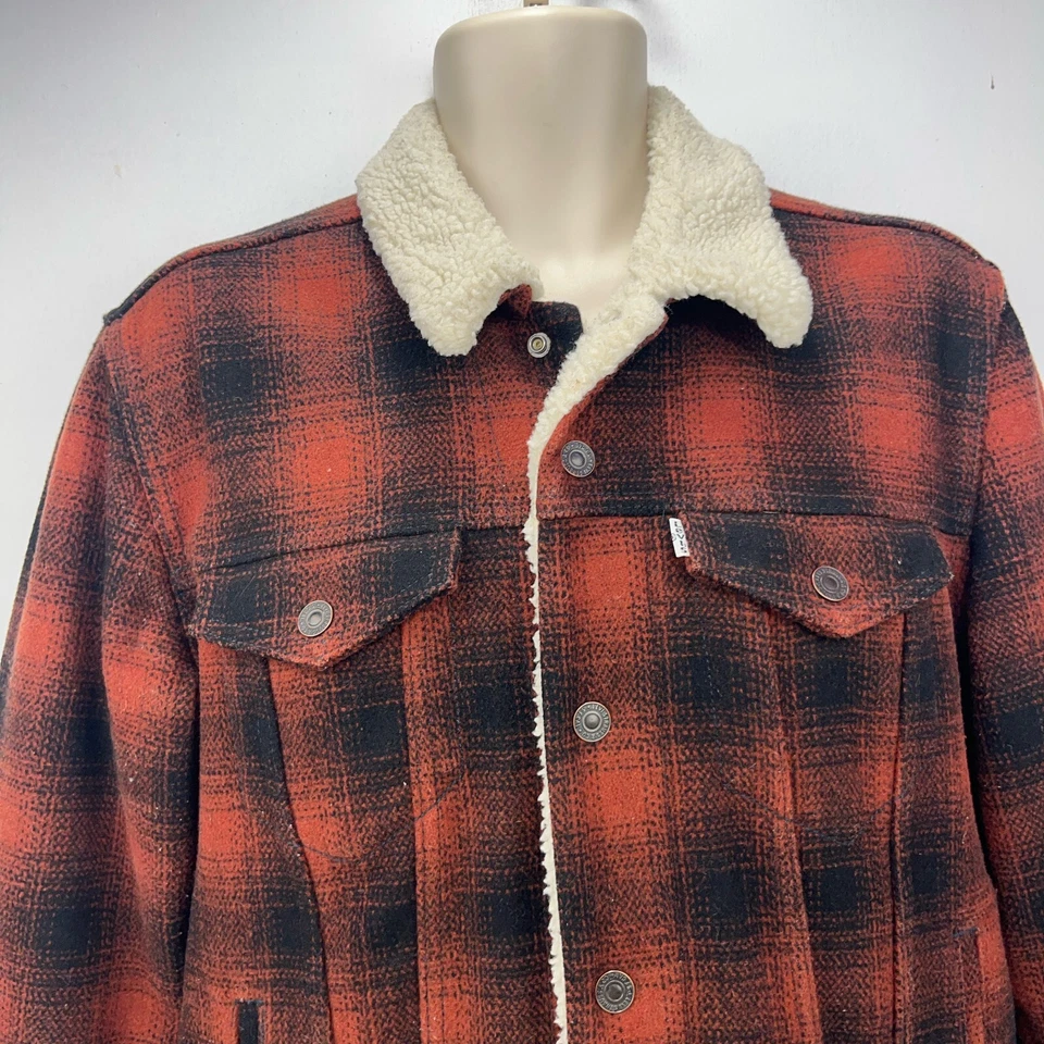 Levi’s American Red Wool Check Trucker Sherpa Jacket Men’s Size Medium - Image 2 of 4
