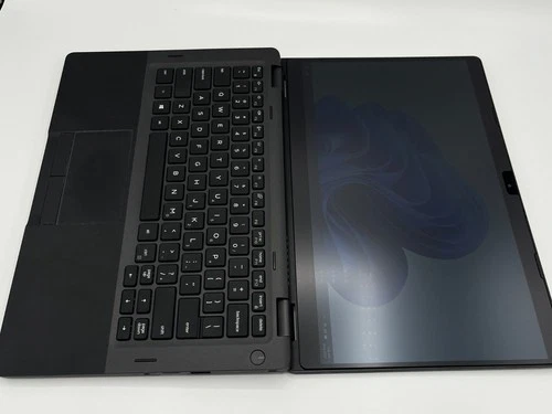 Dell Latitude 5300 2in1 13.3" touchscreen Intel i5-8265 16Gb Ram 256Gb SSD Win11