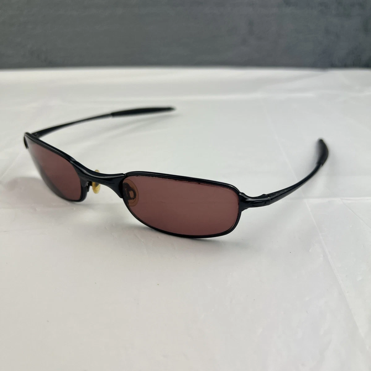 Preços baixos em Óculos de sol masculinos vintage cinza Oakley | eBay